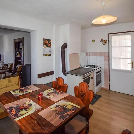 Feriehus Amazing In With Kitchen